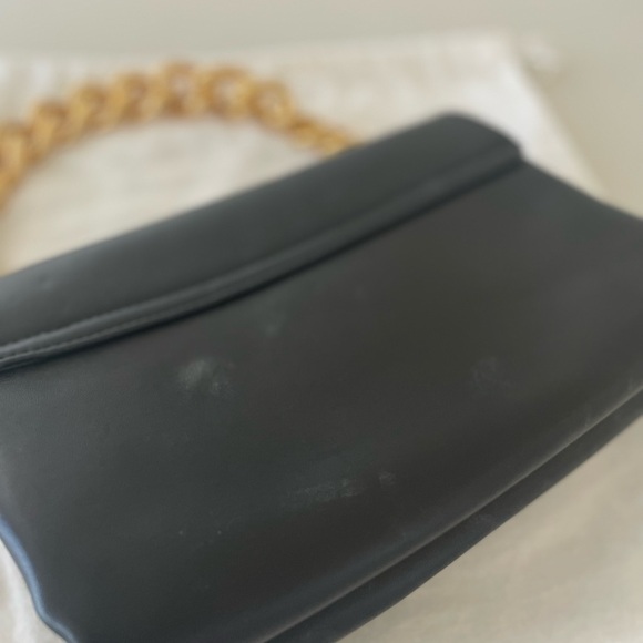 Versace Nappa Palazzo Sultan black handbag w/ gold Medusa and chain - Picture 5 of 7